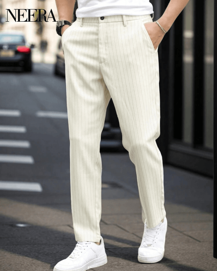 Pantaloni eleganti a righe