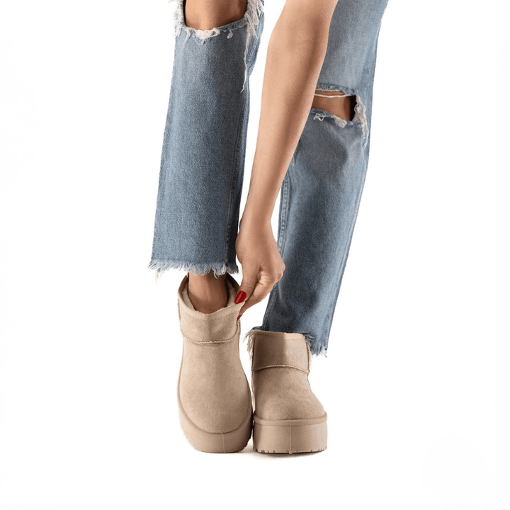 Blanche ankle boots with internal fur and platform wedge