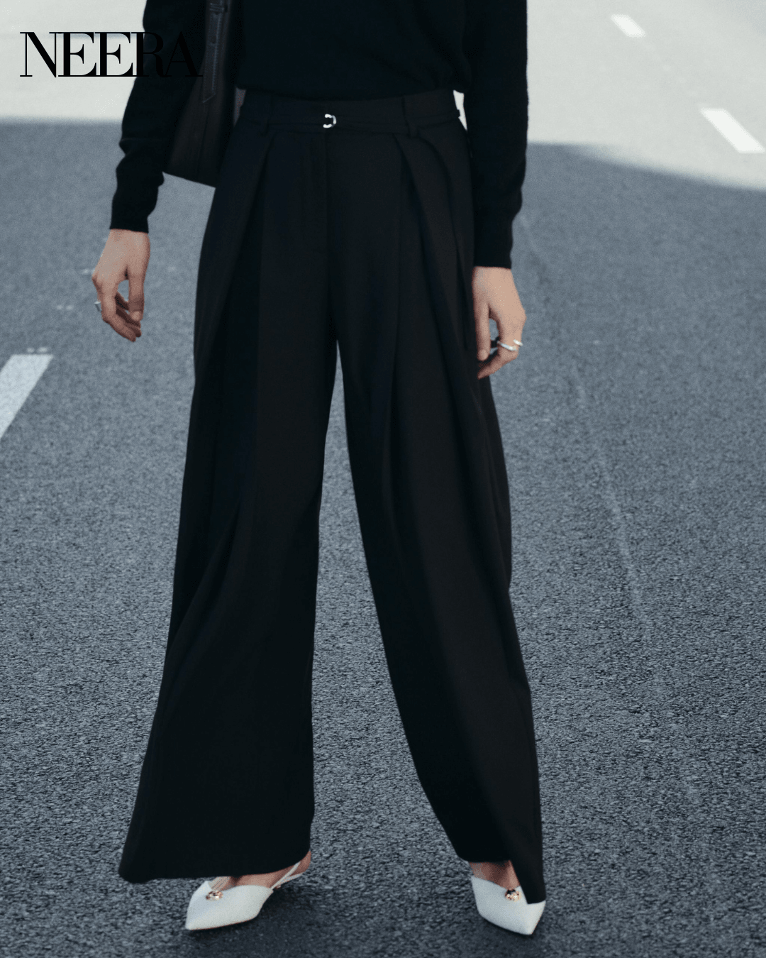 Wide leg trousers