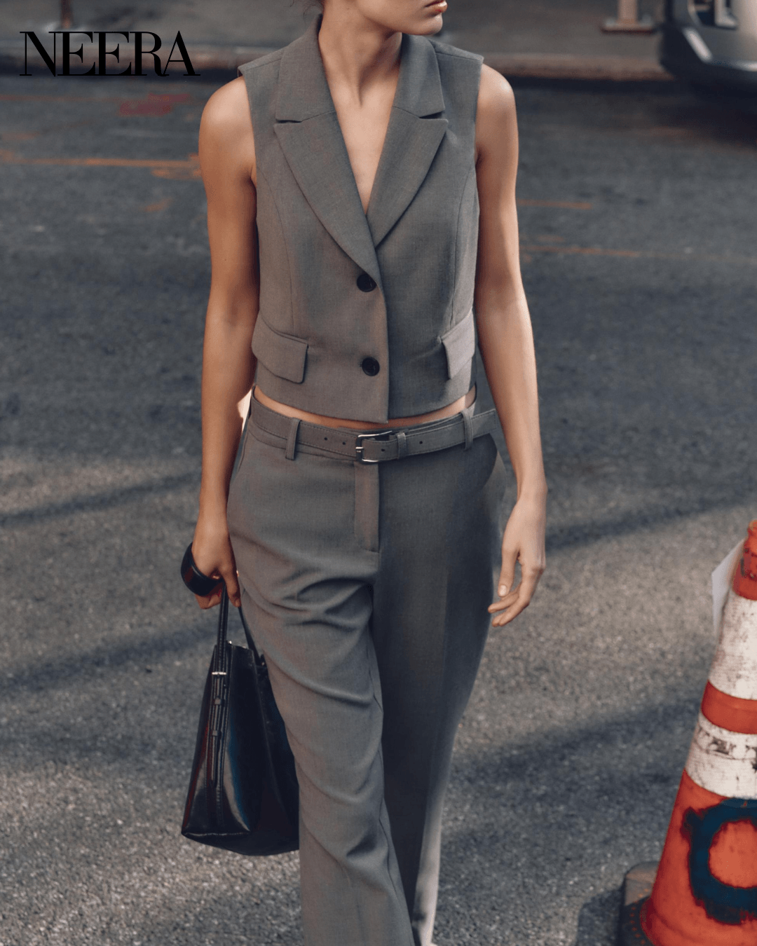 Elegante gilet con tasche e bottoni