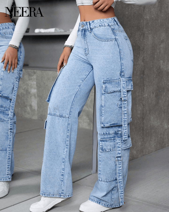 High waist cargo jeans with pockets