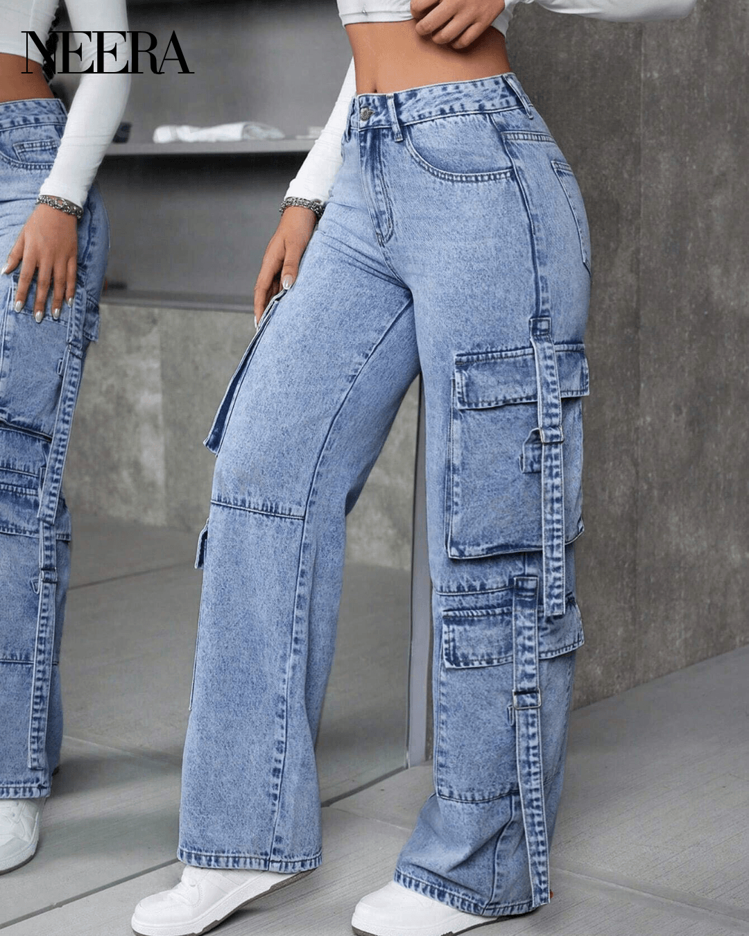 High waist cargo jeans with pockets