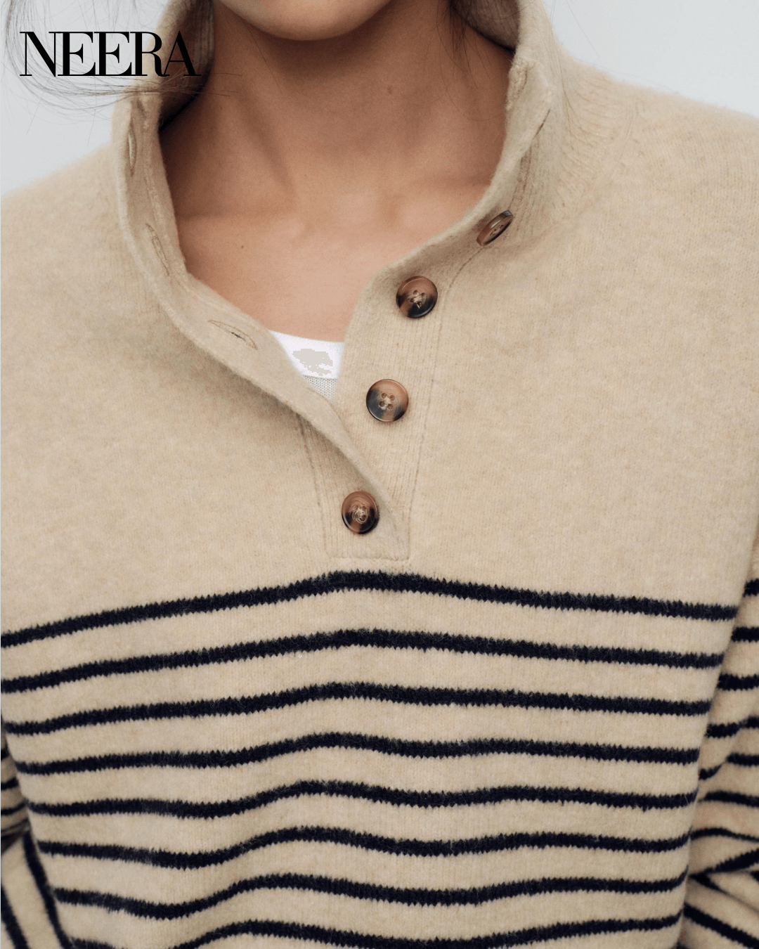 Maglione a righe beige e marrone