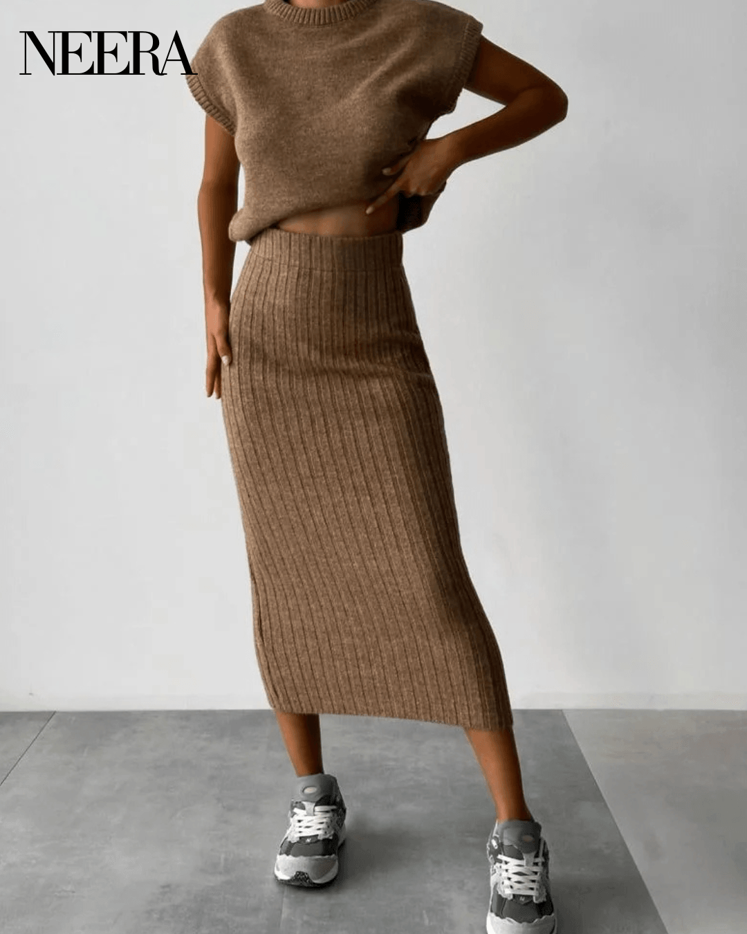 NEERA suit in Sleeveless Brown Jersey and Long Skirt