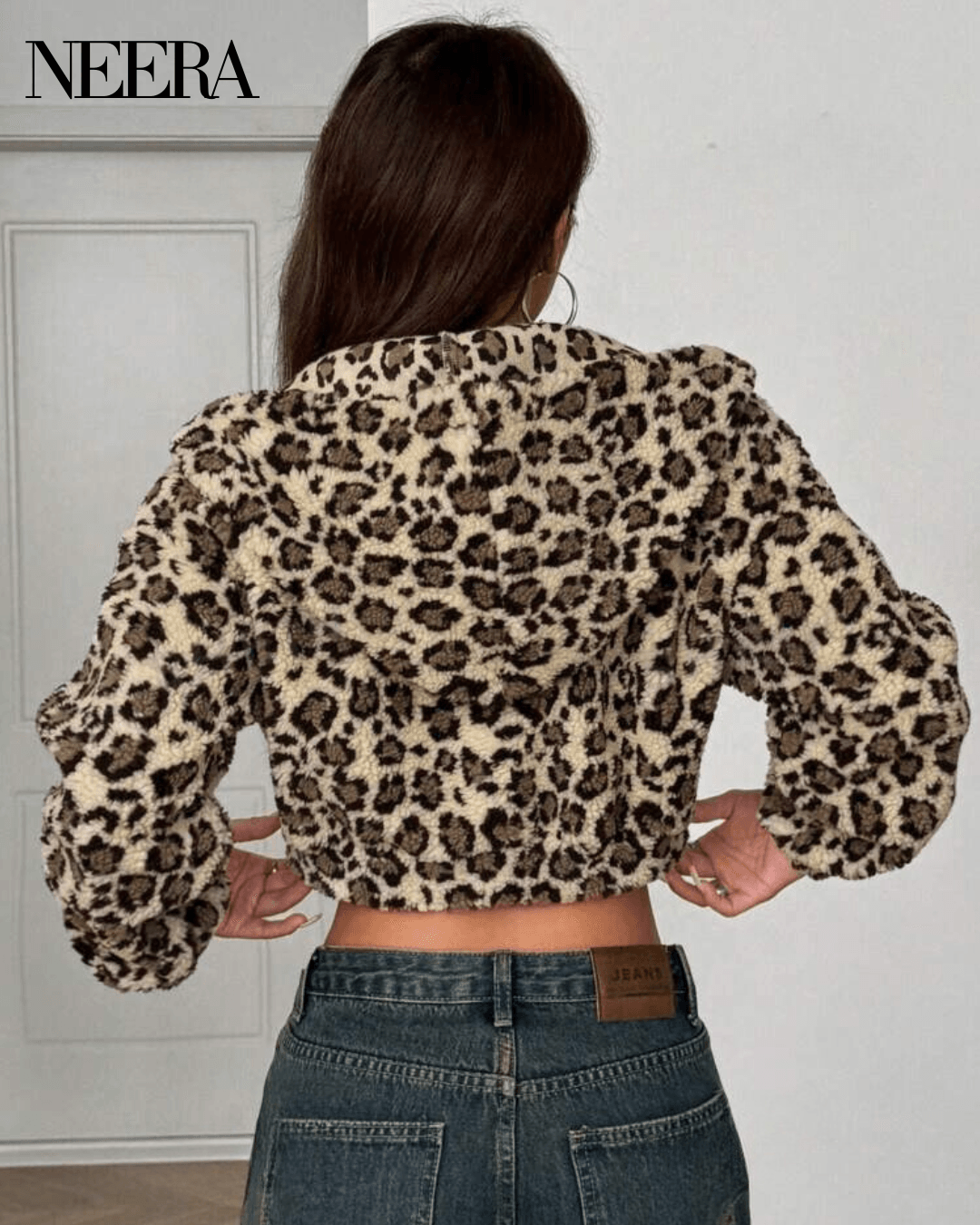 Felpa con cappuccio e zip leopardata