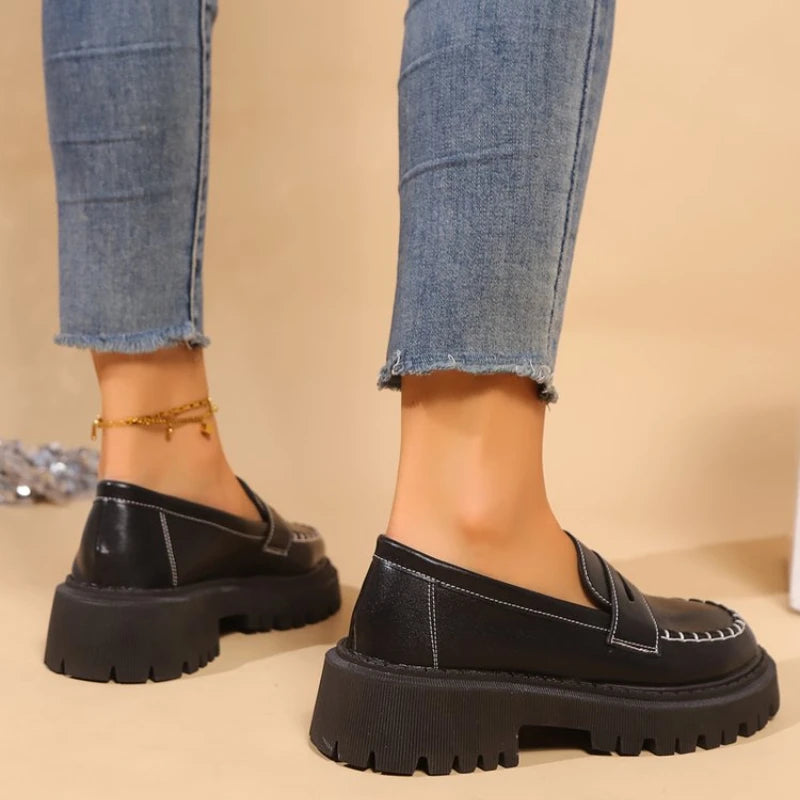 Édith | Mocassins noir confortables en cuir avec semelle épaisse